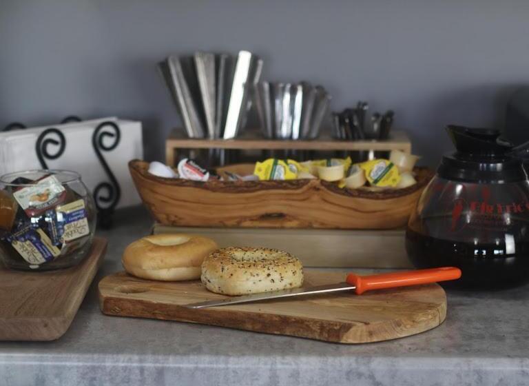 فندق Coastal Inn Kingfisher