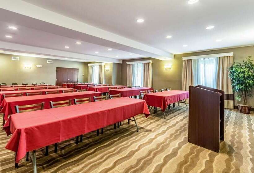 בית מלון כפרי Comfort Inn & Suites Gillette Near Campbell Medical Center