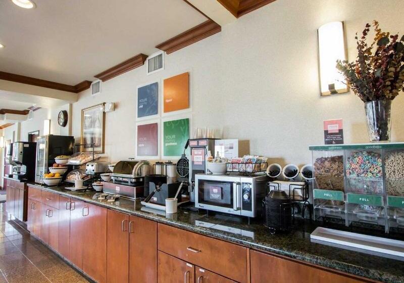 בית מלון כפרי Comfort Inn & Suites Gillette Near Campbell Medical Center