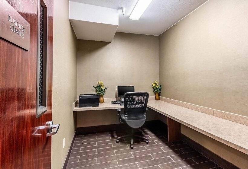 בית מלון כפרי Comfort Inn & Suites Gillette Near Campbell Medical Center