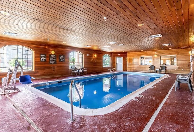 בית מלון כפרי Comfort Inn & Suites Gillette Near Campbell Medical Center