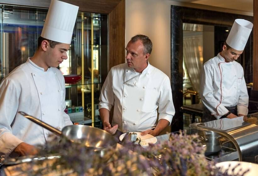 Corinthia Hotel St Petersburg