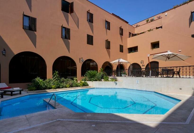 ホテル Costa Del Sol Trujillo Centro