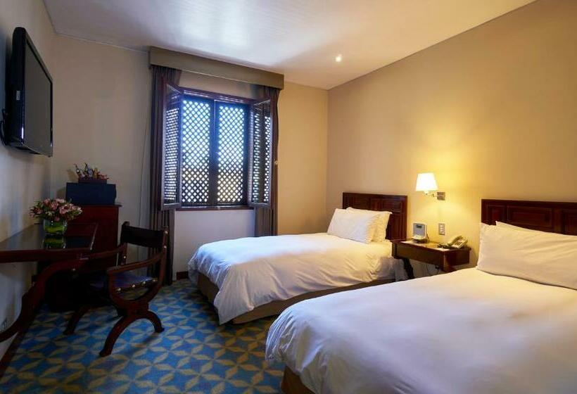 ホテル Costa Del Sol Trujillo Centro