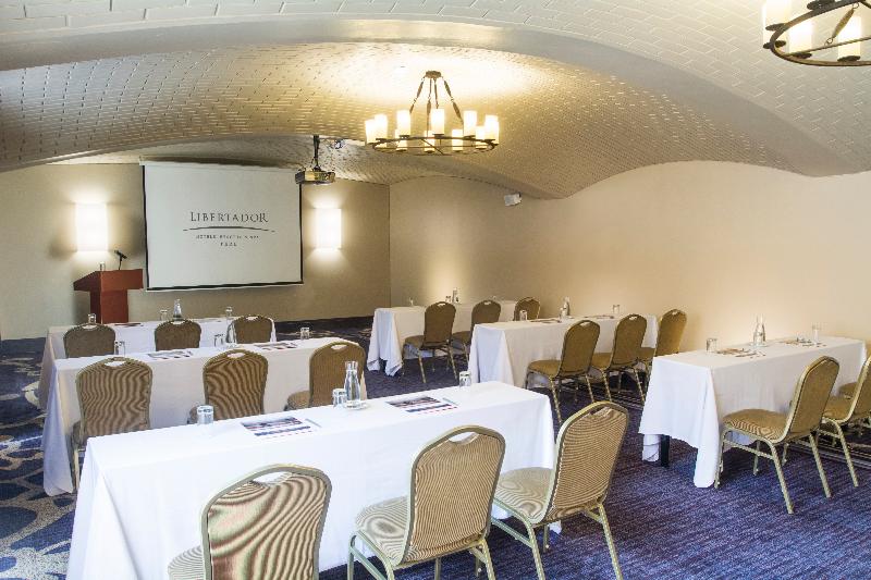 ホテル Costa Del Sol Trujillo Centro