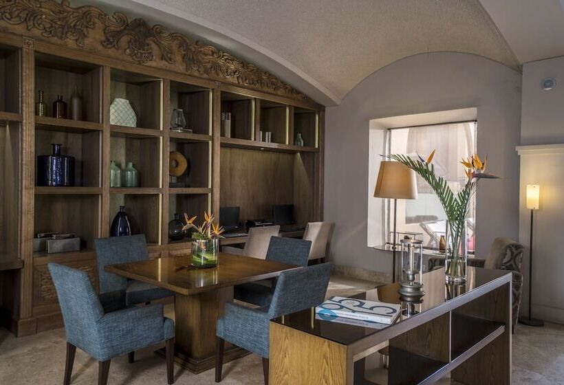 ホテル Costa Del Sol Trujillo Centro