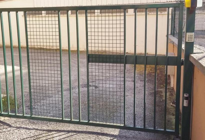 ホテル Hôtel Des Voyageurs