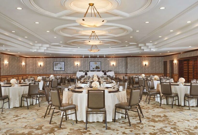 酒店 Doubletree By Hilton Fresno Convention Center