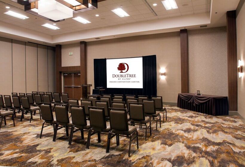 酒店 Doubletree By Hilton Fresno Convention Center