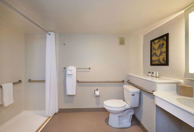 酒店 Doubletree By Hilton Fresno Convention Center