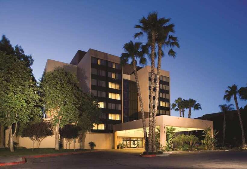 酒店 Doubletree By Hilton Fresno Convention Center