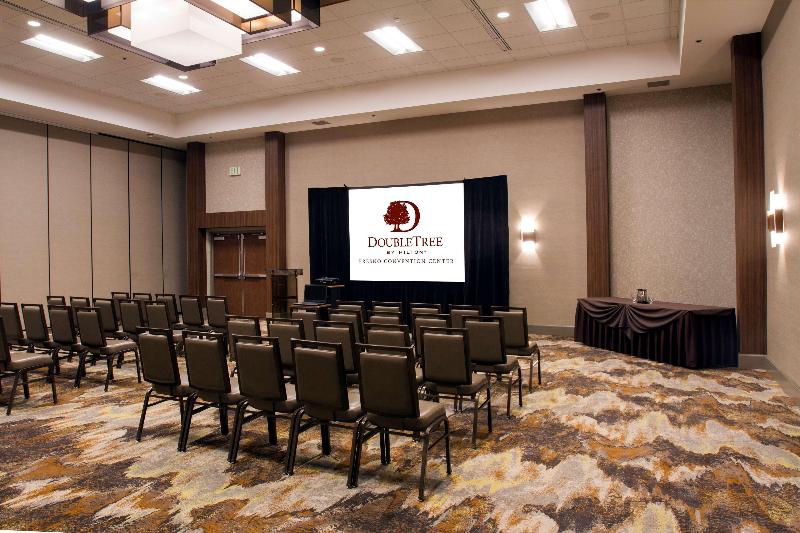 酒店 Doubletree By Hilton Fresno Convention Center
