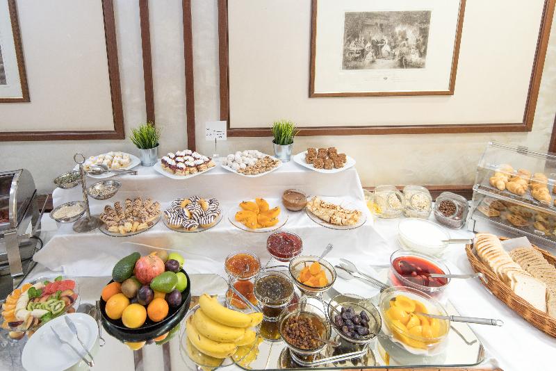 호텔 Downtown   Top Location In The Heart Of Sofia City