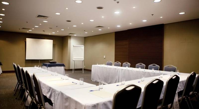 فندق Estanplaza Berrini