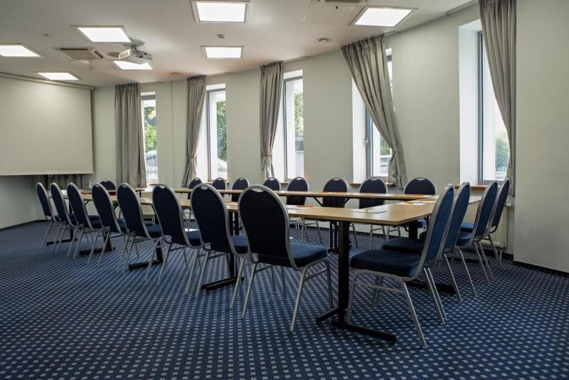 בית מלון כפרי Art City Inn