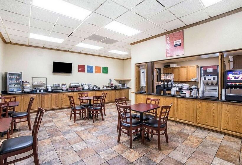 هتل Fairbridge Inn & Suites Glendive