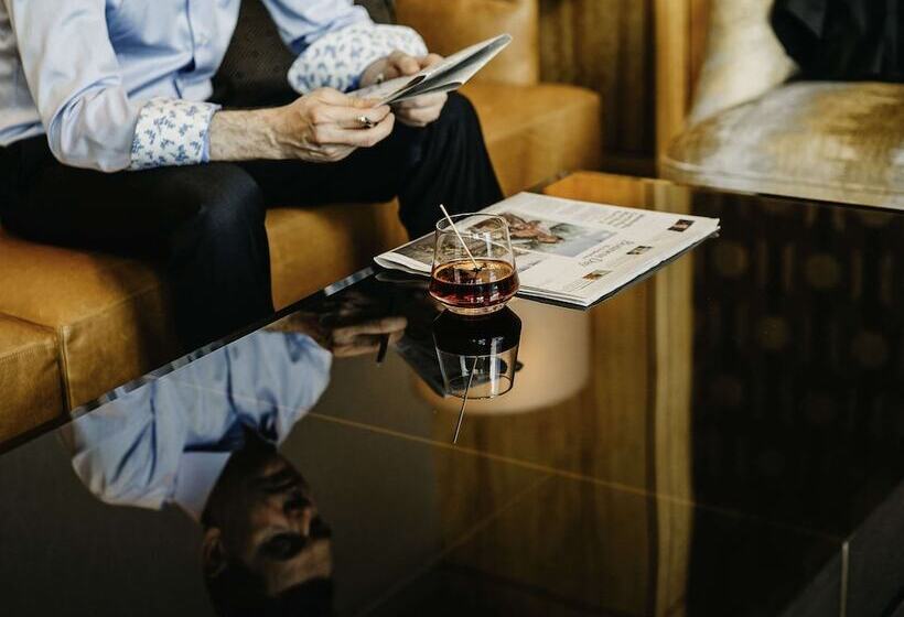 فندق Fairmont Vancouver Airport Interminal