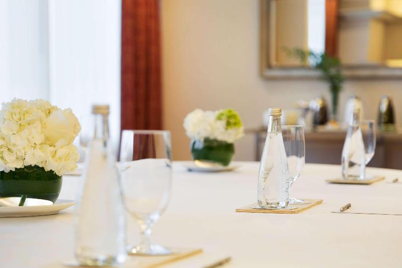 فندق Fairmont Vancouver Airport Interminal