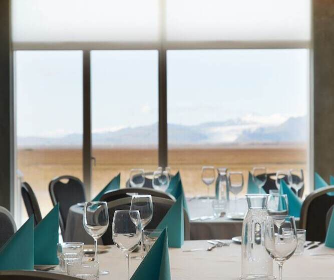 هتل Fosshótel Vatnajökull