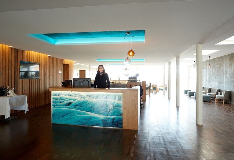 هتل Fosshótel Vatnajökull