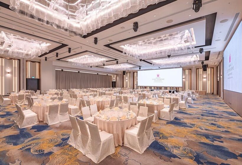 هتل Grand Copthorne Waterfront