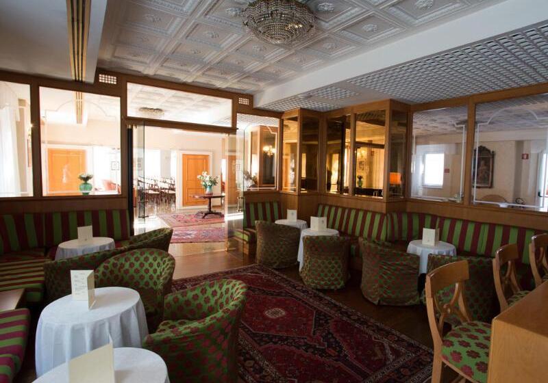 Greif Hotel Maria Theresia