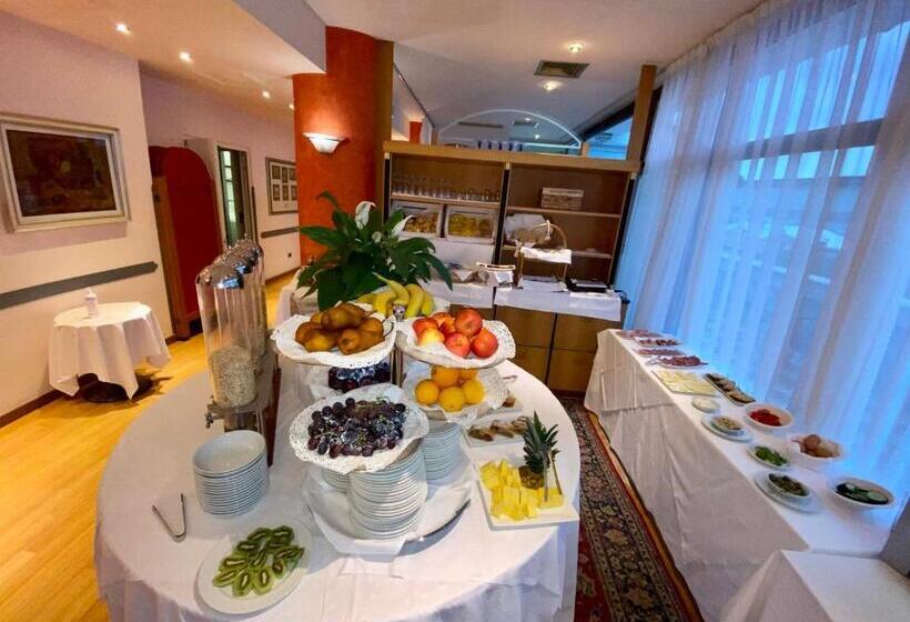 Greif Hotel Maria Theresia