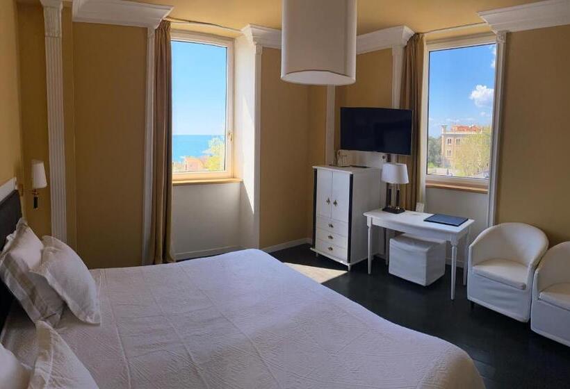 Greif Hotel Maria Theresia