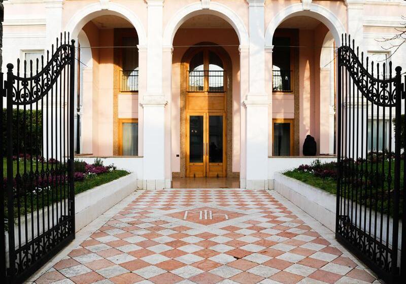 Greif Hotel Maria Theresia