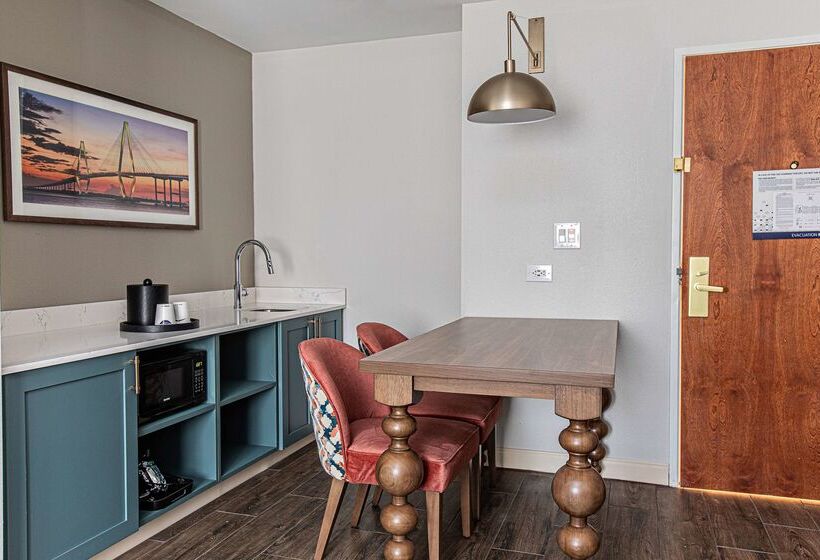 هتل Hampton Inn & Suites Charleston/west Ashley