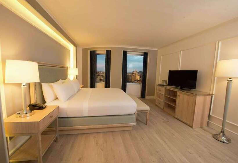 هتل Hilton Colon Guayaquil