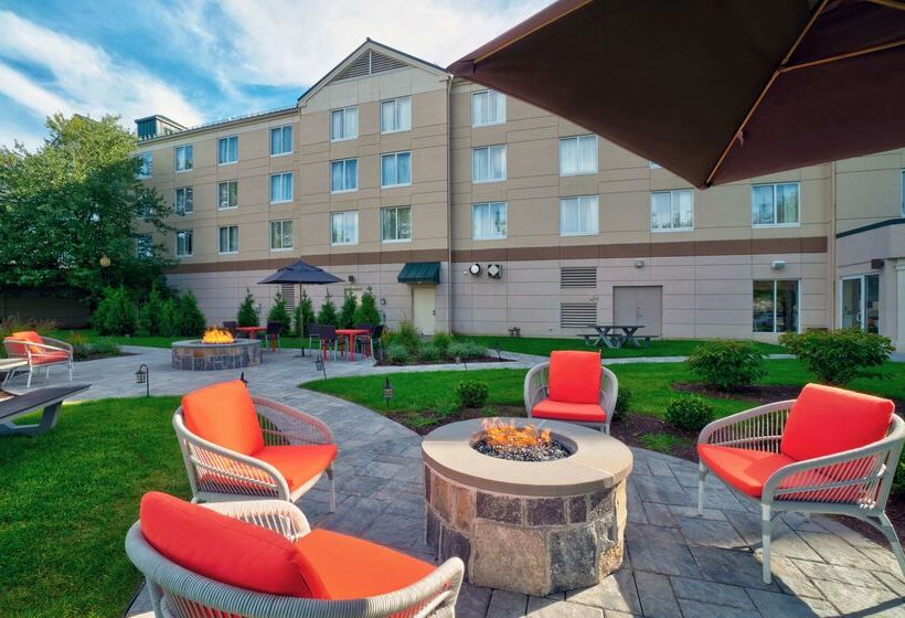 호텔 Hilton Garden Inn Saratoga Springs