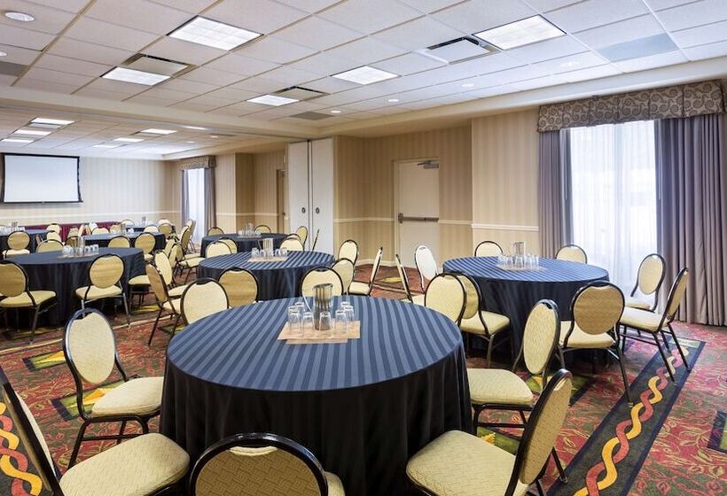 호텔 Hilton Garden Inn Saratoga Springs