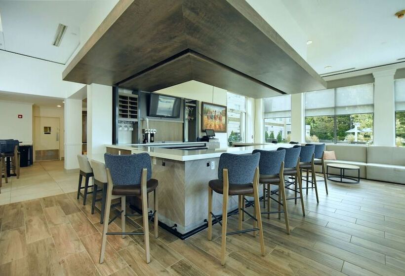 호텔 Hilton Garden Inn Saratoga Springs