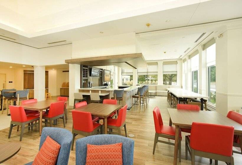 호텔 Hilton Garden Inn Saratoga Springs
