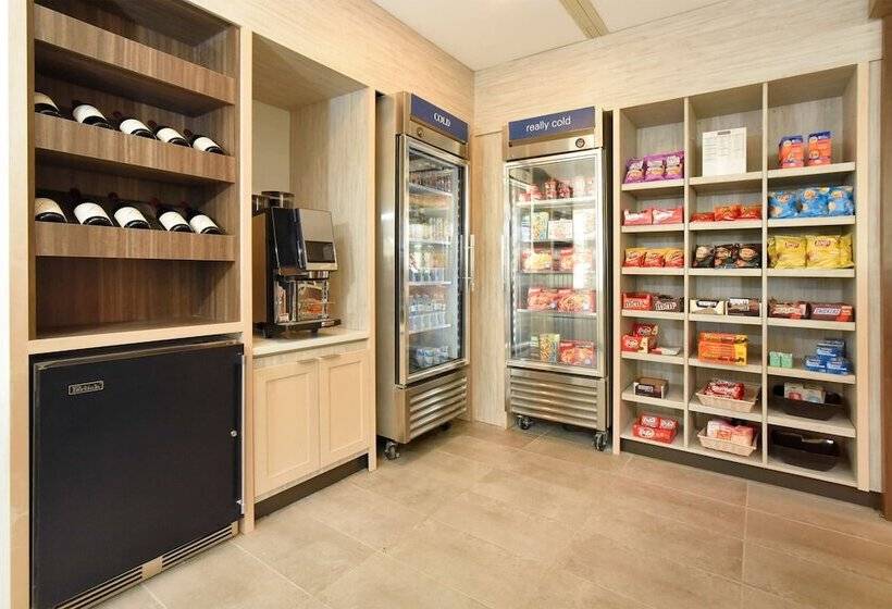 호텔 Hilton Garden Inn Saratoga Springs