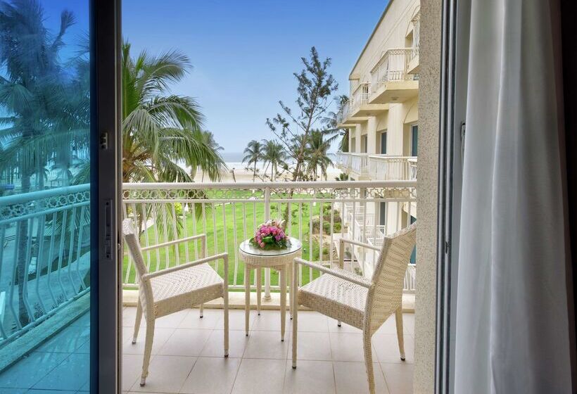 هتل Hilton Salalah Resort