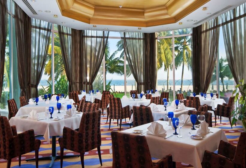 هتل Hilton Salalah Resort