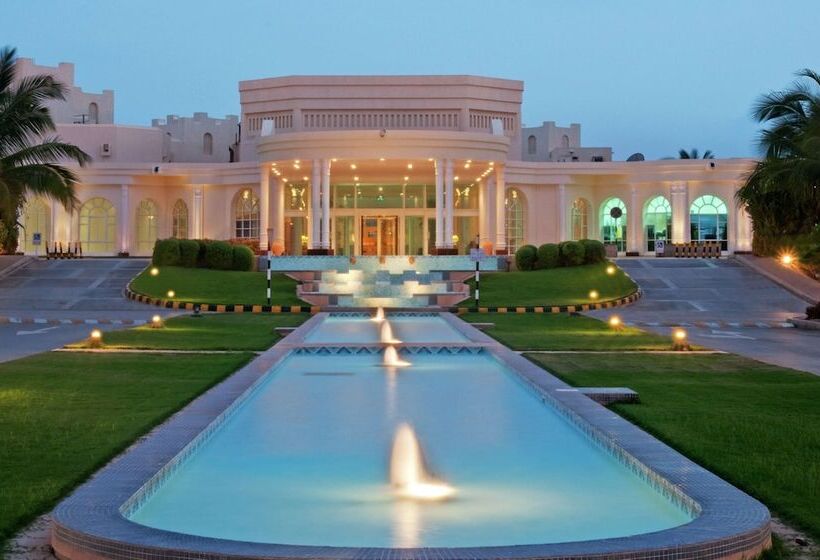 هتل Hilton Salalah Resort