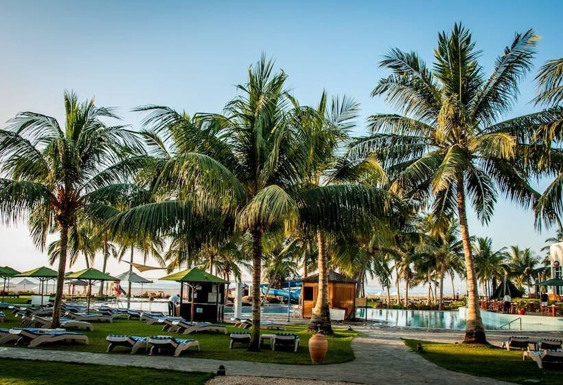 هتل Hilton Salalah Resort