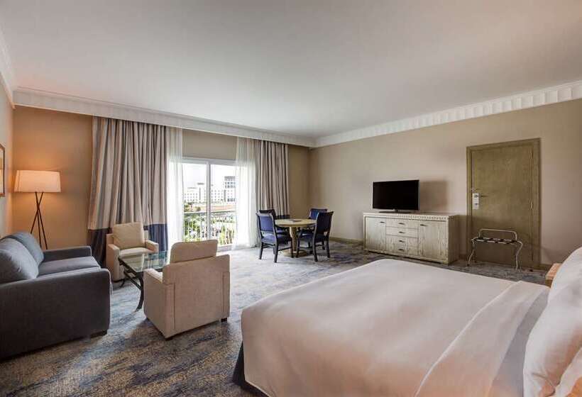 هتل Hilton Salalah Resort