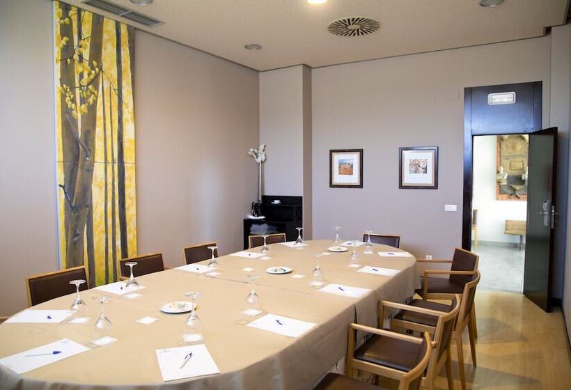 Отель Hq La Galeria