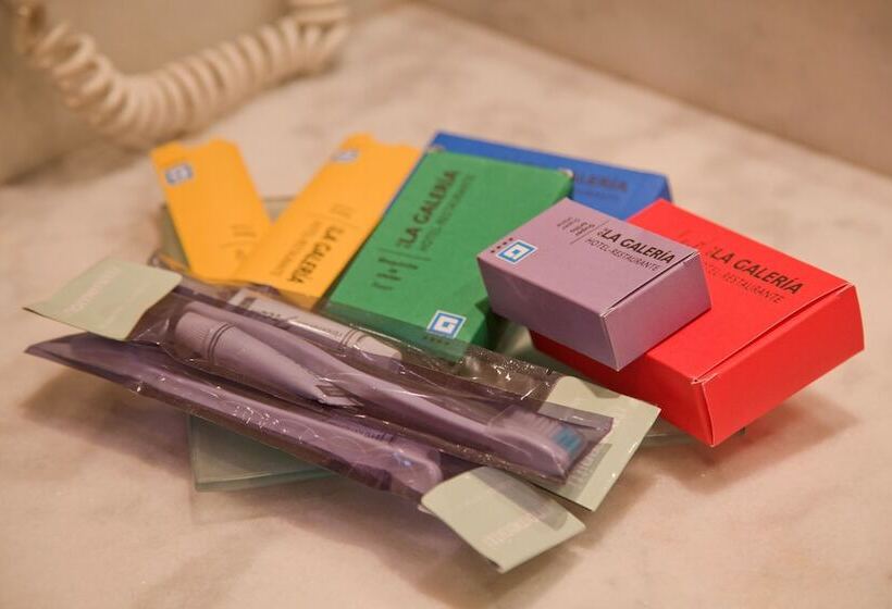 Отель Hq La Galeria