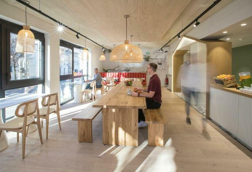 هتل Hôtel Life Bordeaux Gare   Bg