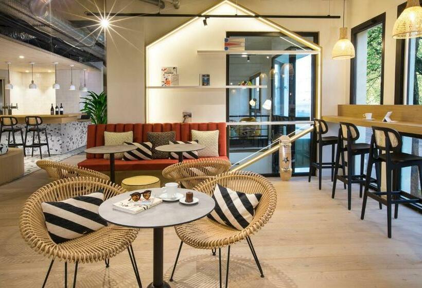 هتل Hôtel Life Bordeaux Gare   Bg