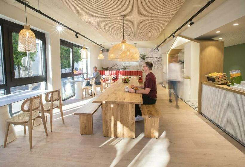 هتل Hôtel Life Bordeaux Gare   Bg