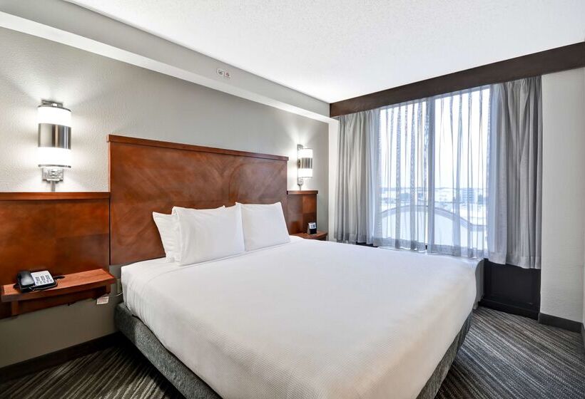 Отель Hyatt Place Baton Rouge/i 10