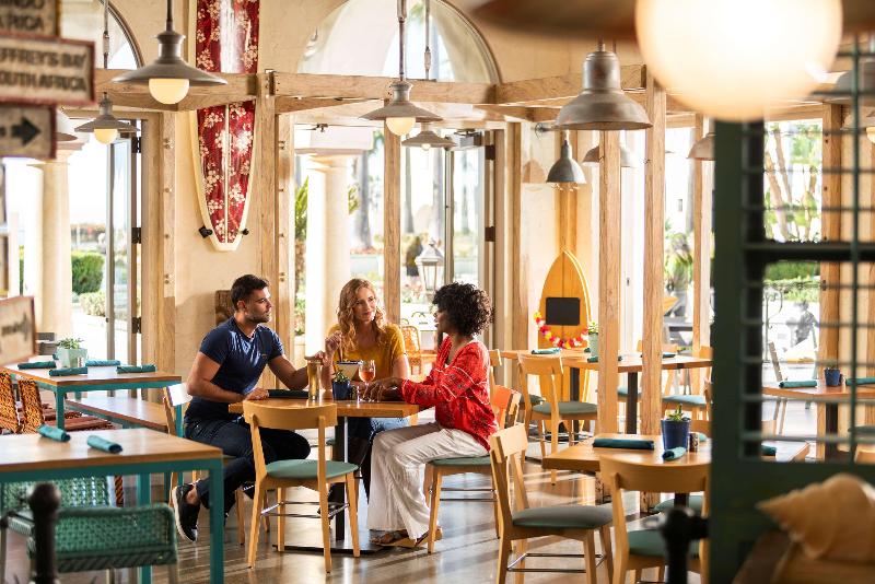 Отель Hyatt Regency Huntington Beach Resort And Spa