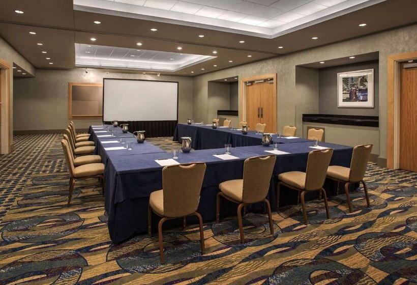 בית מלון כפרי Hyatt Regency Pittsburgh International Airport