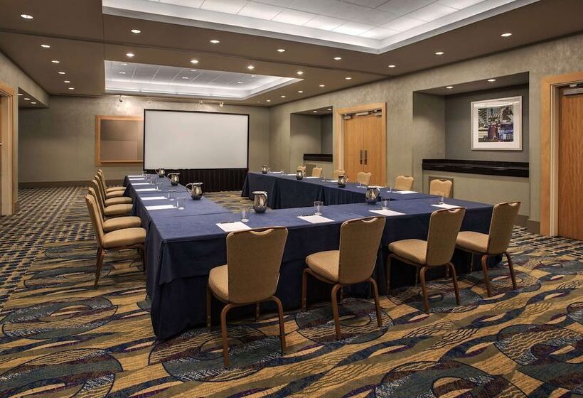 בית מלון כפרי Hyatt Regency Pittsburgh International Airport